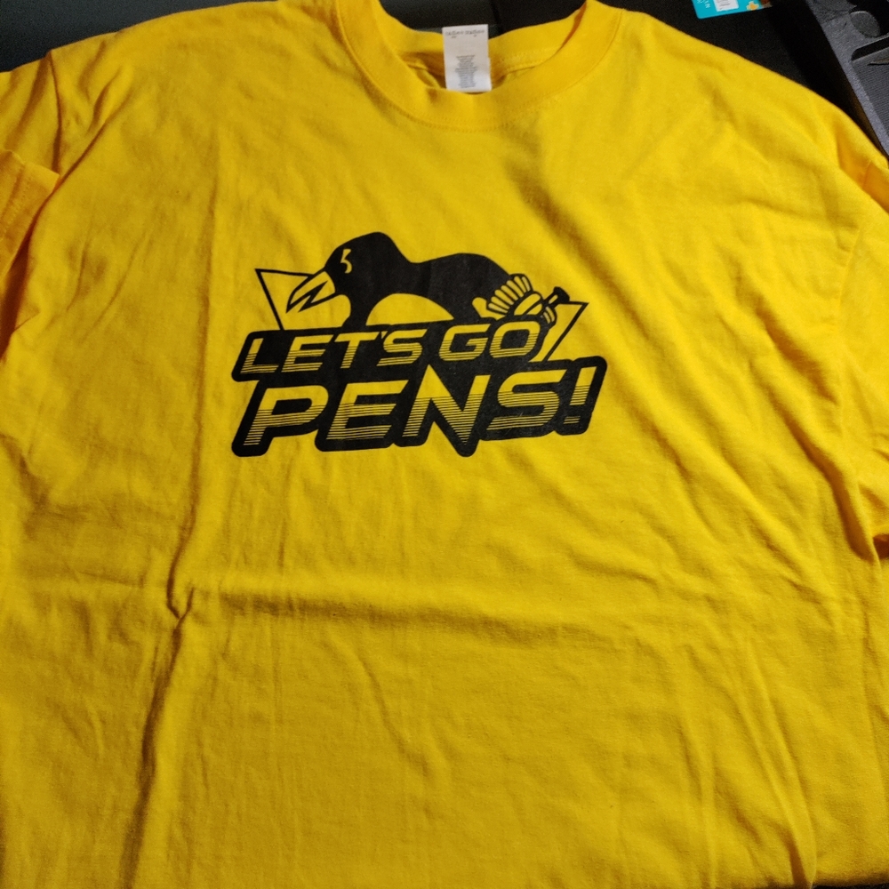 Pittsburgh penguins t-shirt